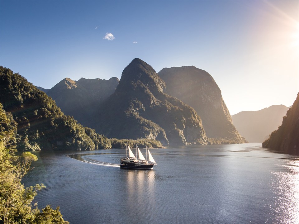 1 Night Doubtful Sound Cruise